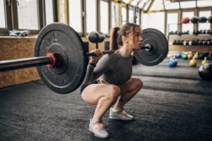 Here’s Why the Old 'Keep Your Chest Up' Rule for Squats Is Outdated—And Could Potentially Cause an Injury