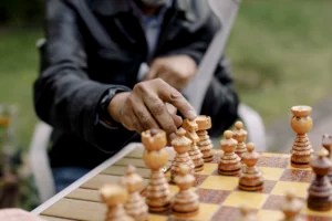 Chess Is More Popular Than Ever—And Playing It Can Boost Your Brain Health, According to a Neurologist and Neuropsychologist