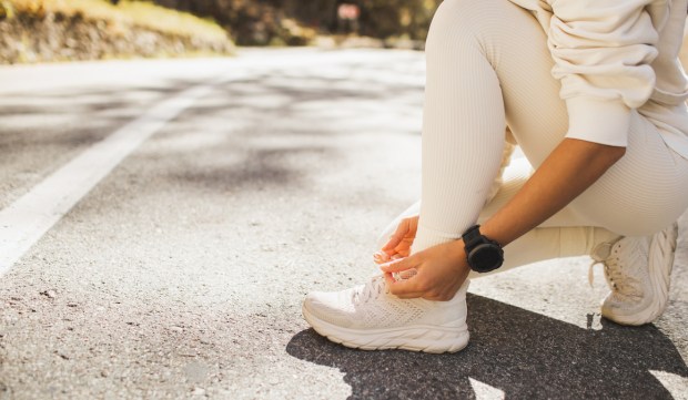 7 Shoes a Physical Therapist Recommends for Injury Prevention