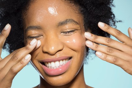 The One Common Skin-Care Mistake Dermatologists Say Is Making Your Retinol So Much More Irritating