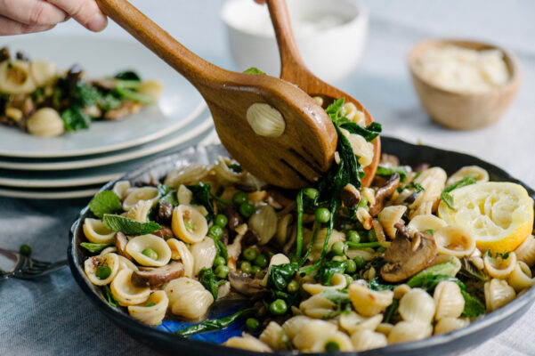 This Simple Basil-Feta Pasta Salad Is Loaded With Protein and Anti-Inflammatory Perks