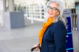 'I'm a 60-Year-Old Flight Attendant, and This Is Exactly How I Keep My Skin and Hair Hydrated on Long Flights'