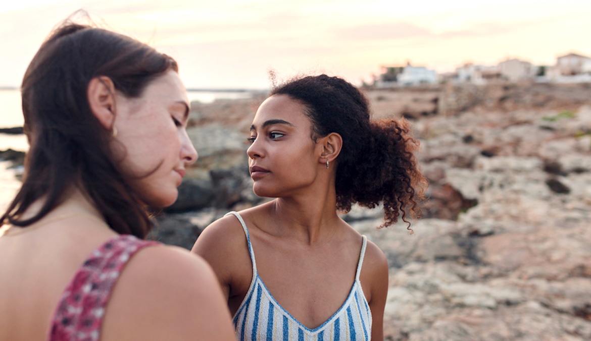 3 Telltale Signs That Someone Is Jealous of You—And How To Deal, According to Experts