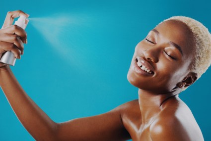 8 Face Mists That Do *So* Much More Than Just Moisturize Skin
