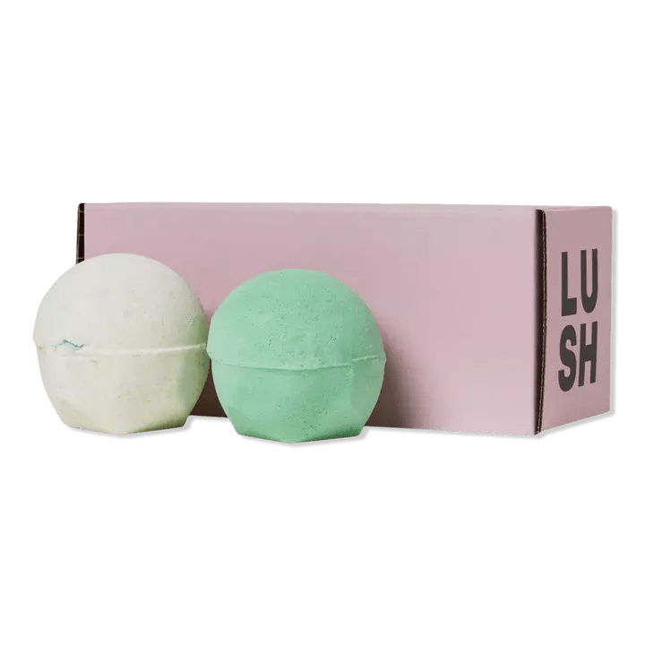 lush energizer bath bomb duo, one of the best bath bombs