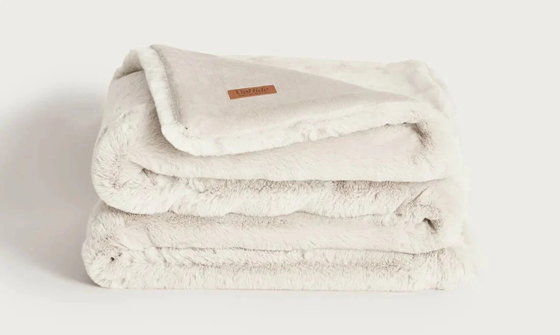 unhide marshmallow cozy throw blankets