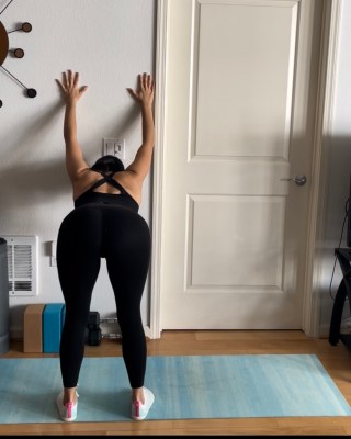 Wall thoracic extension stretch