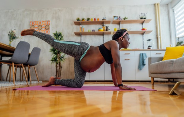 The 6 Best Core Exercises To Do During Pregnancy—And Which To Avoid