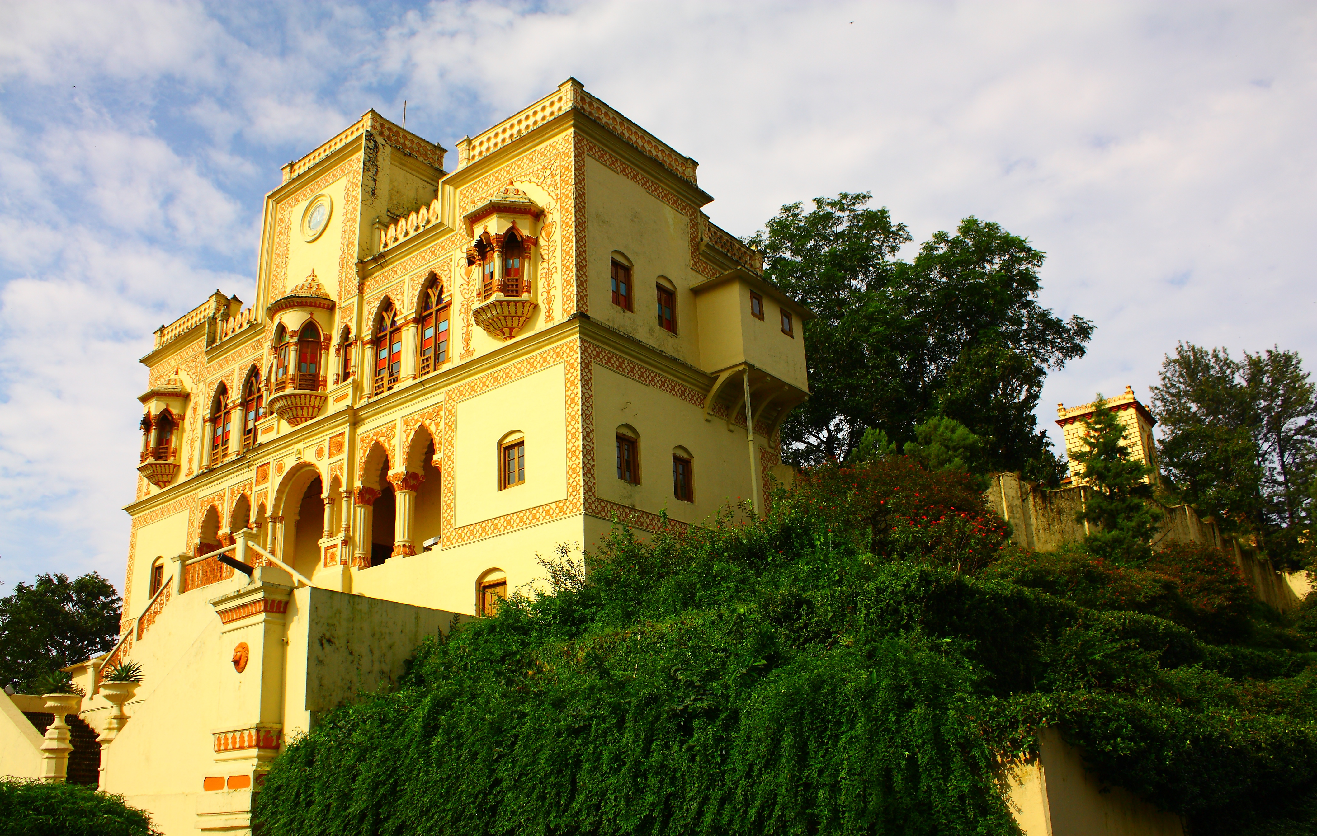 Ananda Palace 2